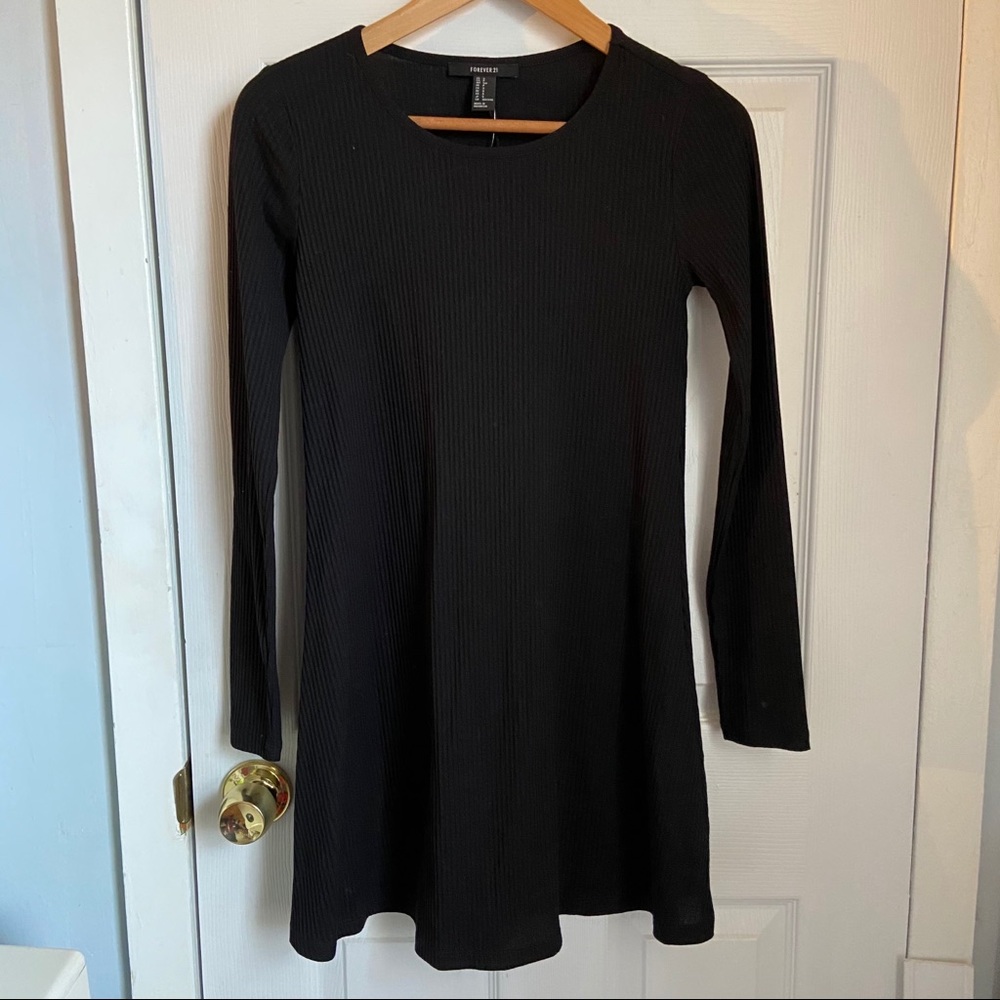 Forever 21 Simple Black Long Sleeve Dress